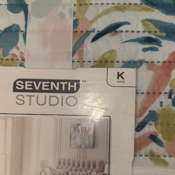 Blue and Pink Botanical Quilt Set Modern Bedding - Picture 6 of 7